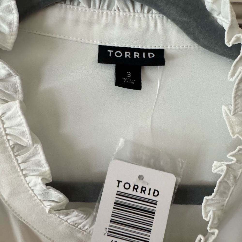 Torrid Ivory Ruffled Neck Blouse - Picture 5 of 6